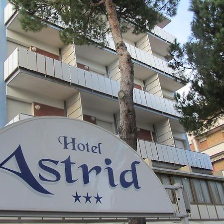 Hotel Astrid Cervia Ngoại thất bức ảnh