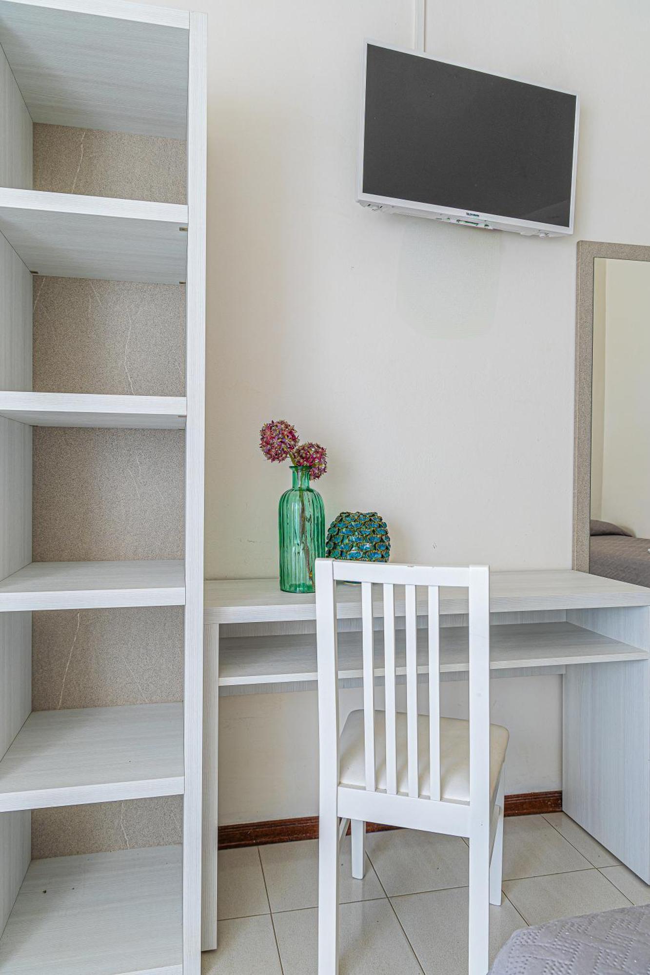 Hotel Astrid Cervia Ngoại thất bức ảnh