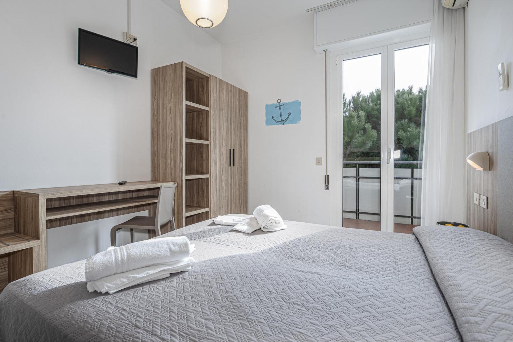 Hotel Astrid Cervia Ngoại thất bức ảnh