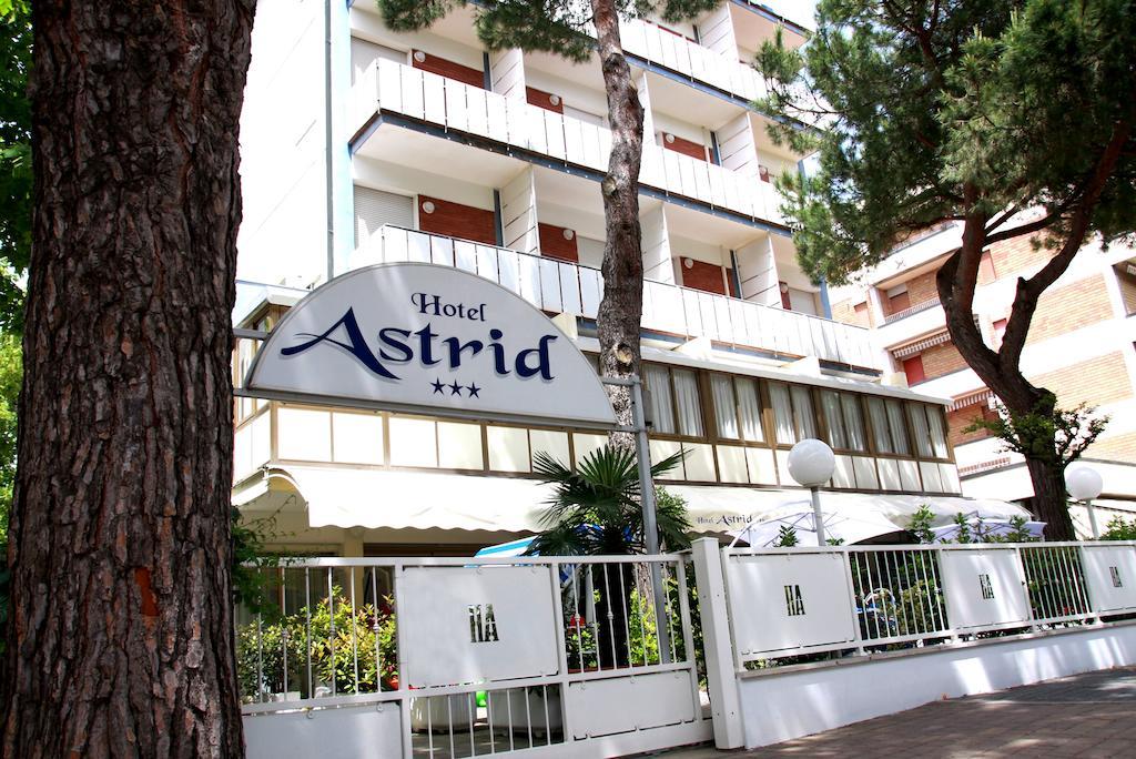 Hotel Astrid Cervia Ngoại thất bức ảnh