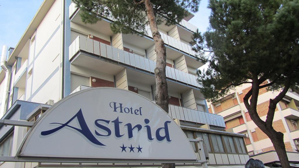 Hotel Astrid Cervia Ngoại thất bức ảnh