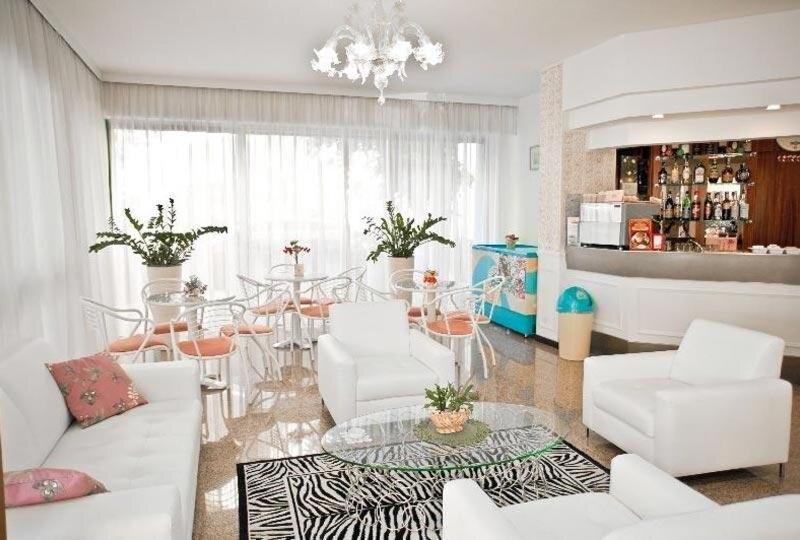 Hotel Astrid Cervia Ngoại thất bức ảnh